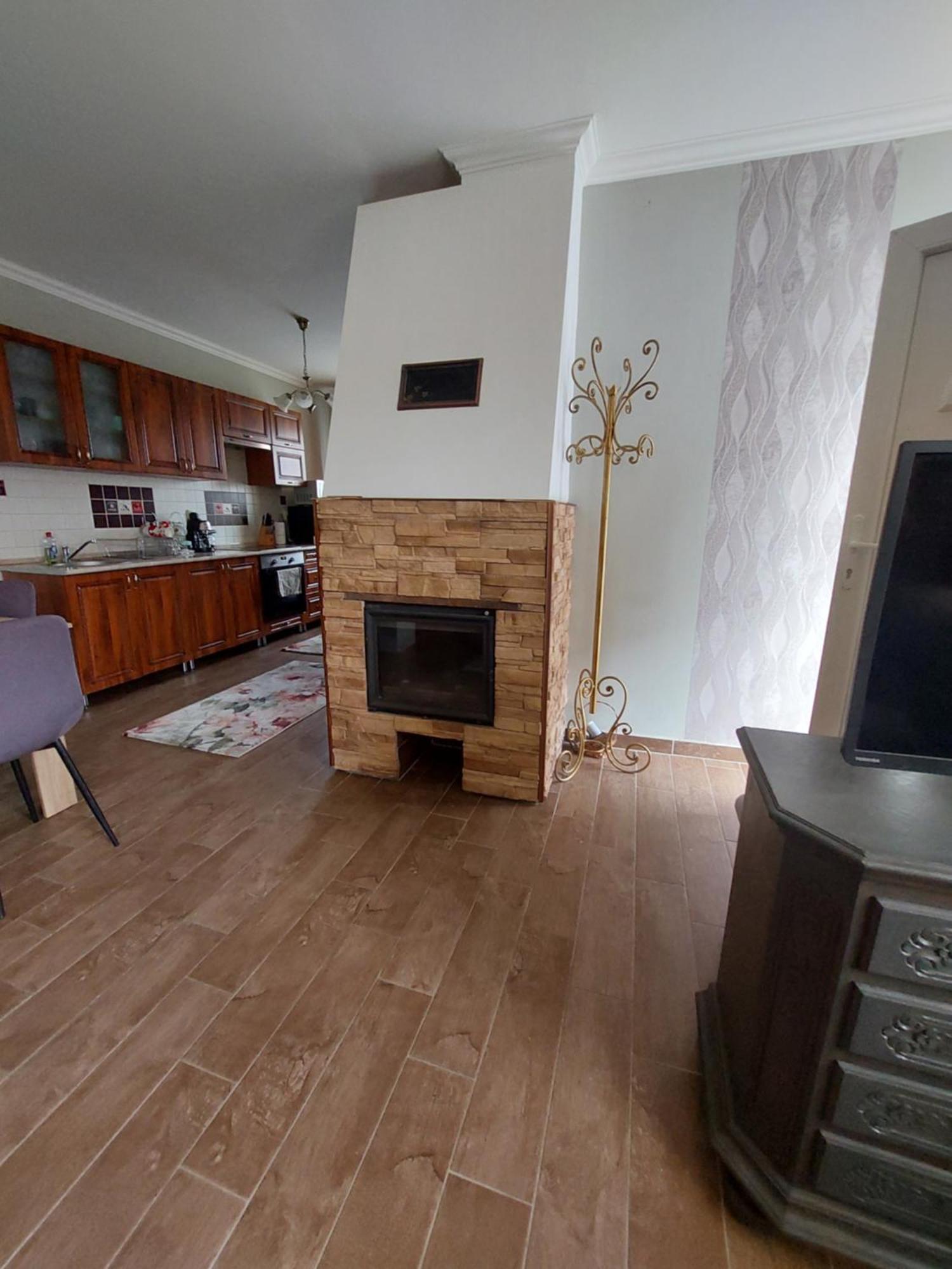 Akacvirag Airport Vendeghaz Apartment Дебрецен Екстериор снимка